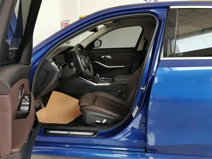 BMW 3 Series 2020 Change 325Li M Sports Suit 9