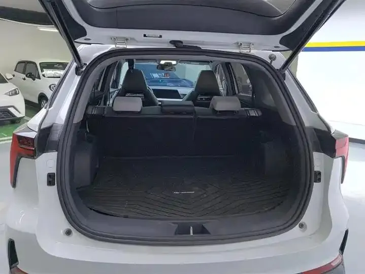 ChangAn CS75 PLUS 2023 3rd Generation 1.5T Auto Honor Model 4