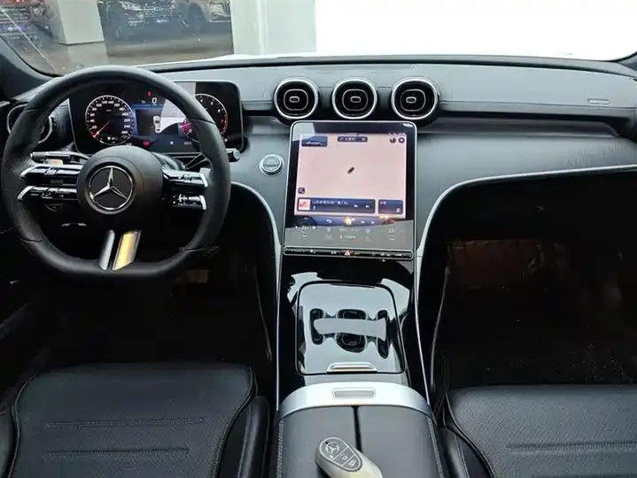 Mercedes Benz Class C 2022 C 200 L Sports Edition 12