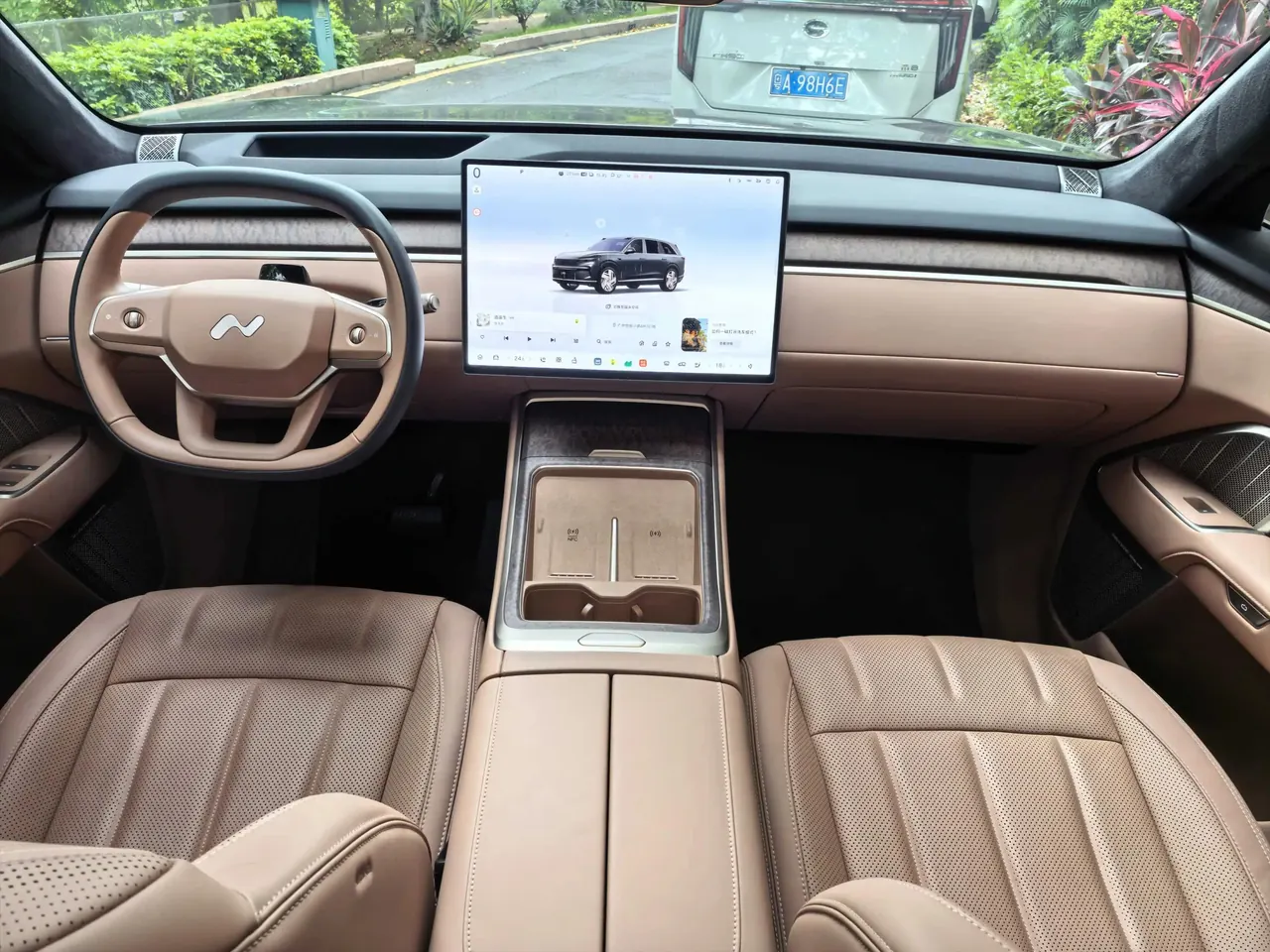 ONVO 2025 L90 Ultra six-seat automatic gear 6