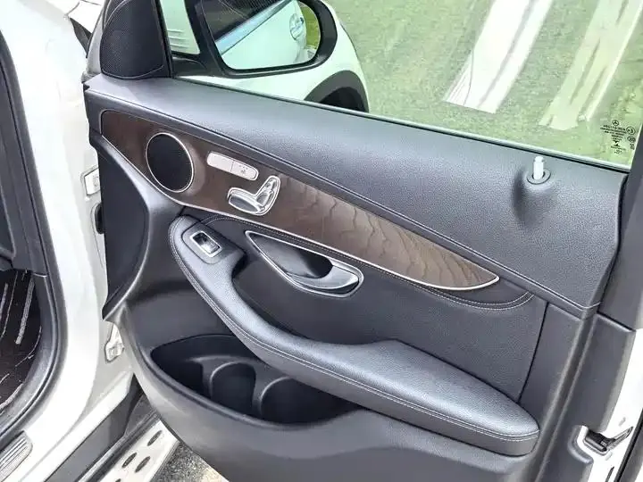 Mercedes Benz GLC 2020 GLC 300 L 4MATIC Dynamic 4