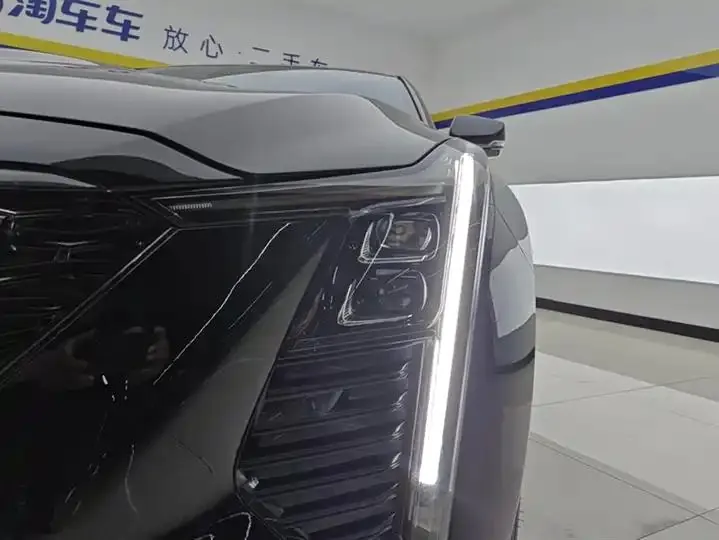 Cadillac CT5 2024 28T Luxury Pro 5
