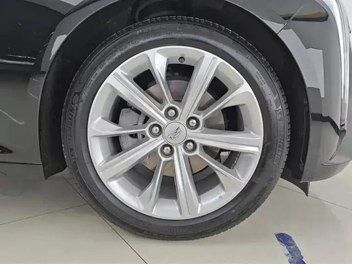 Cadillac CT5 2024 28T Luxury Pro 6