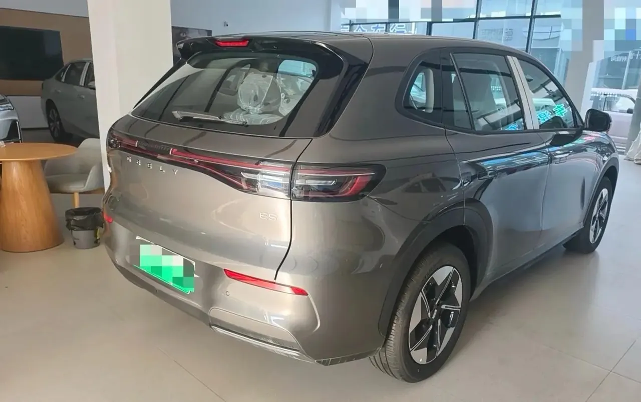 Geely Galaxy 2024 E 5 440km sailing version of automatic gear 4