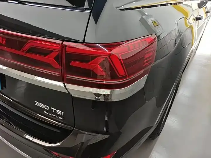 Touron 2021 380TSI 4-wheel Drive Deluxe Edition 8