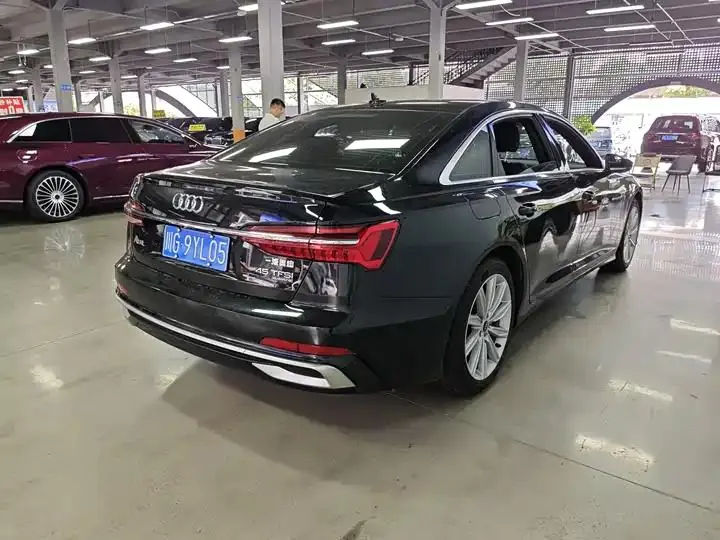 Audi A6L 2023 45 TFSI Selected Dynamic Type 7