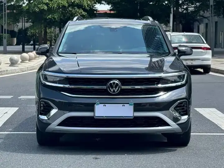 The 2022 380TSI four-wheel drive luxury version Pro 6 seats 2