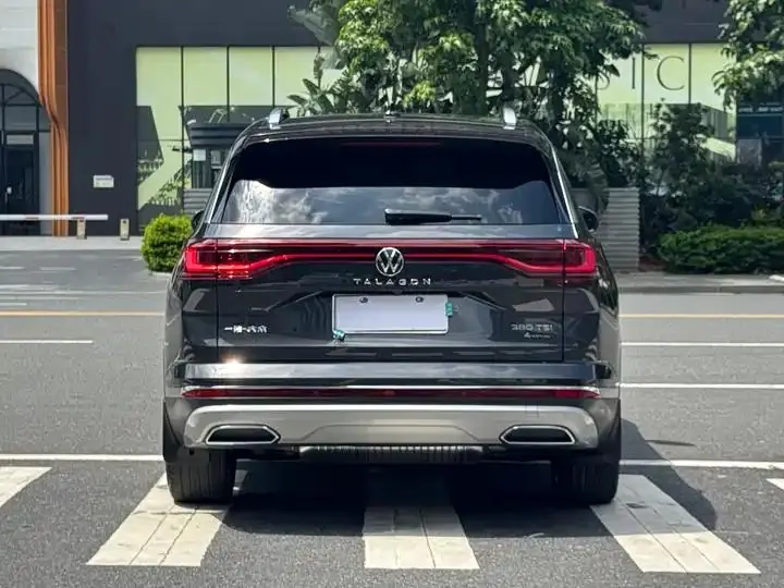 The 2022 380TSI four-wheel drive luxury version Pro 6 seats 36