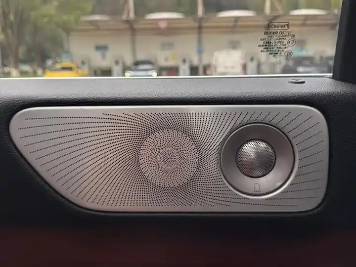 Navigator 2022 3.5T Long Axis Presidential Edition 17