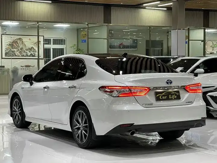 Camry 2021 Dual-Engine 2.5HG Luxury Edition 15