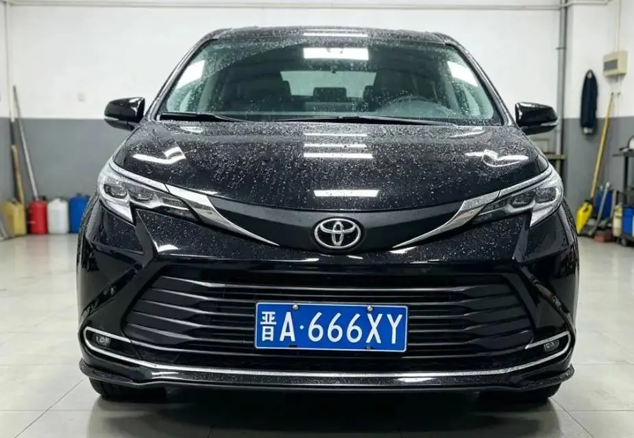 Toyota 2024 Sienna HYBRID 2.5 CVT Comfort Edition Automatic 4