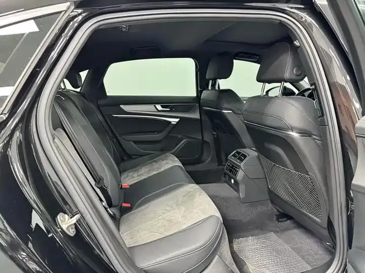 Audi A6L 2021 40 TFSI Deluxe Dynamic 11