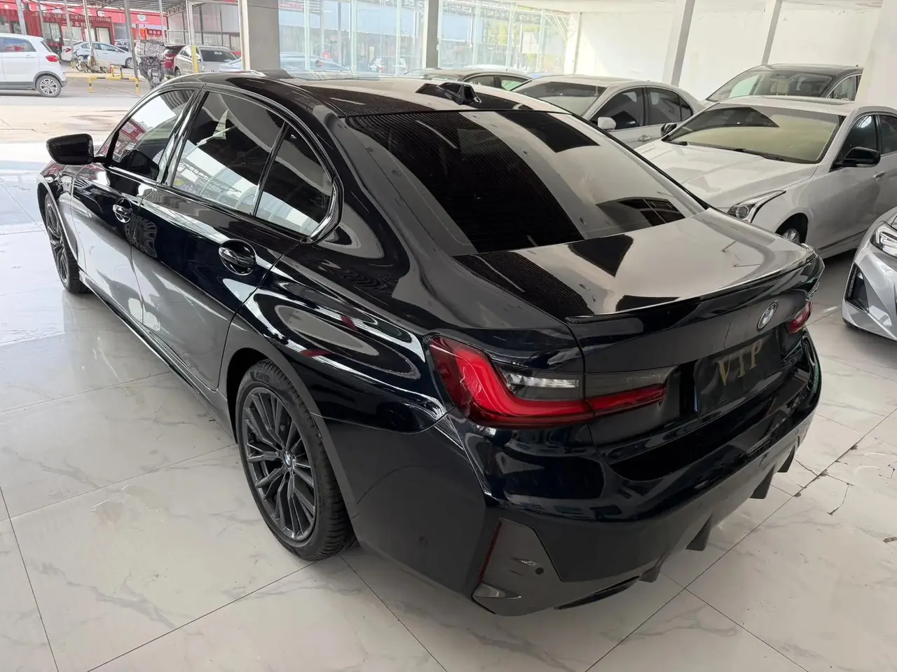 BMW 3 Series 2023 model 325Li M Sport Night Edition Package 6