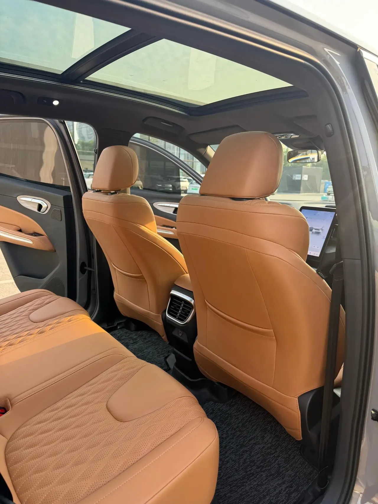 Bestune 2025 yueyi 07 1.5T 210km leisurely version of automatic gear 10