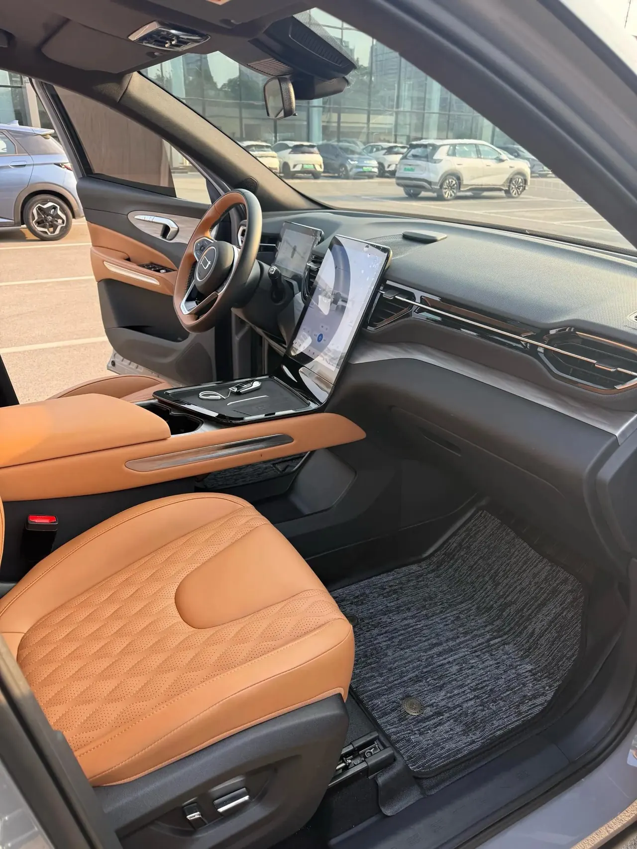Bestune 2025 yueyi 07 1.5T 210km leisurely version of automatic gear 11