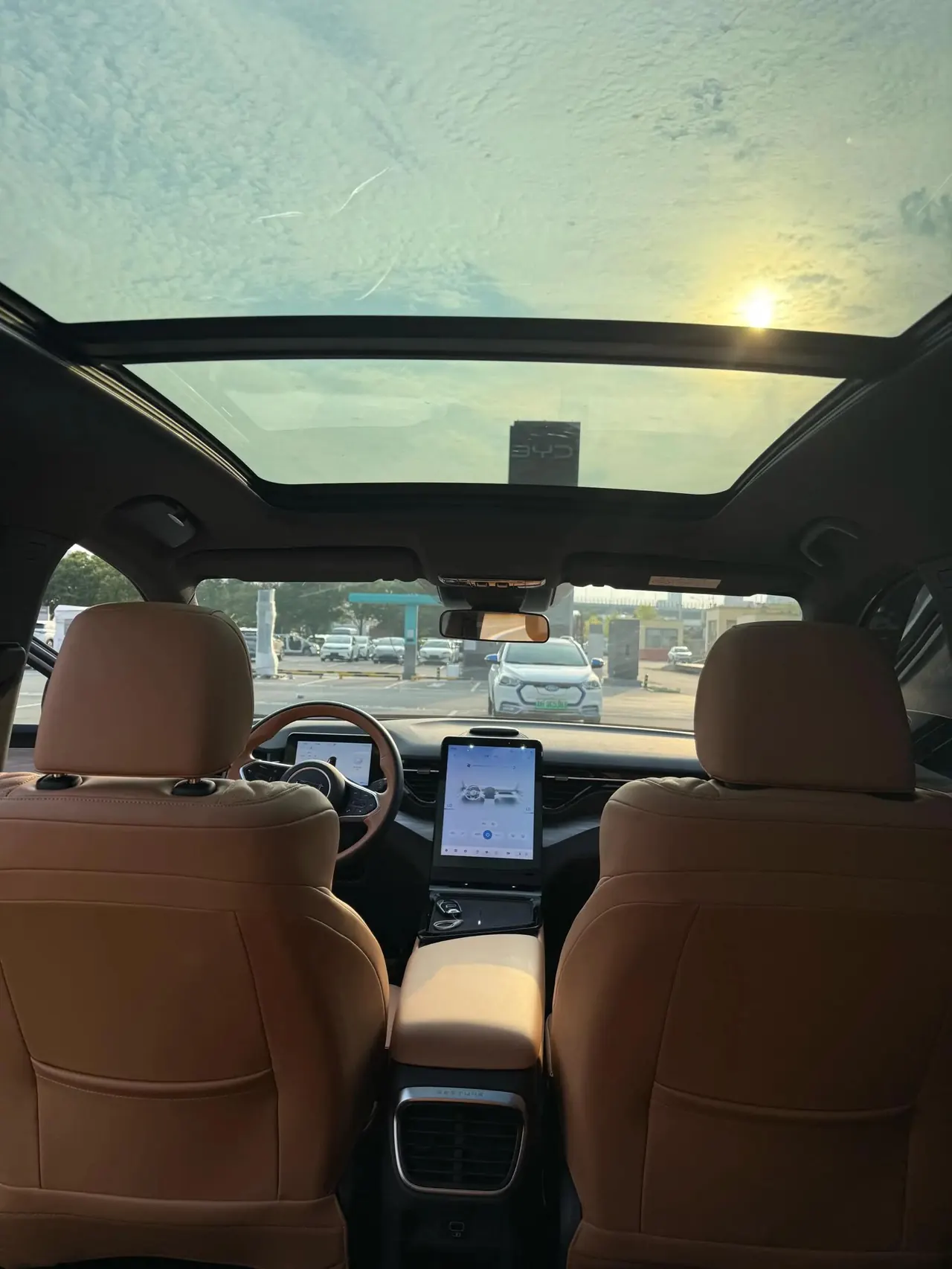 Bestune 2025 yueyi 07 1.5T 210km leisurely version of automatic gear 9