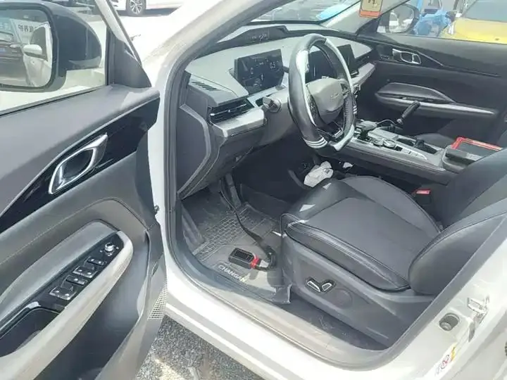 ChangAn Oshan Z6 2023 Blue Whale 1.5T DCT Smart Zun 16