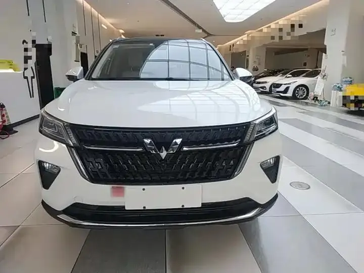 WuLing Star 2021 1.5T CVT Star Obsidian Edition 3