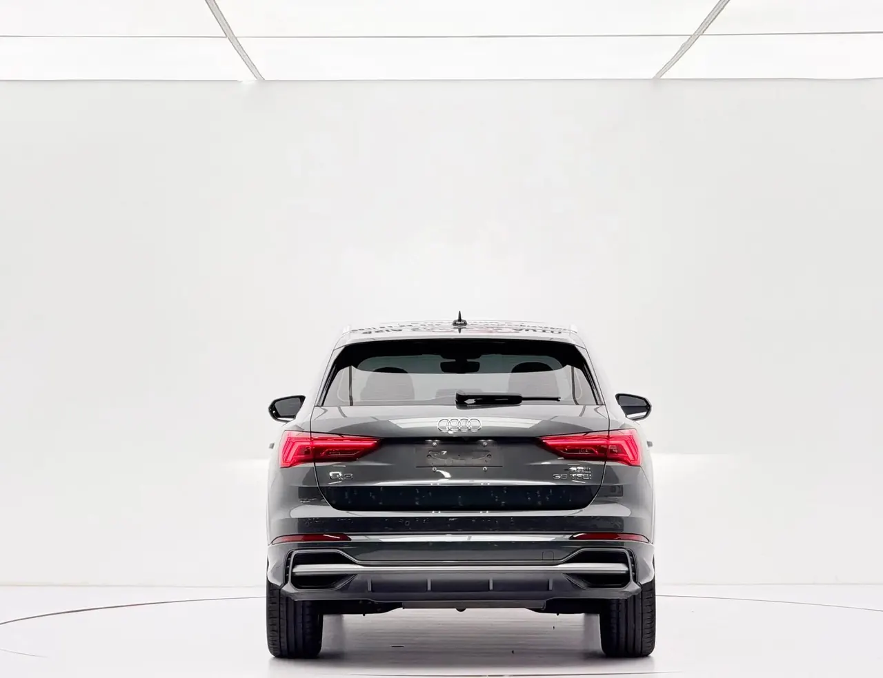 Audi 2023 Q3 1.4TFSI 35TFSI Fashion Dynamic Automatic 8