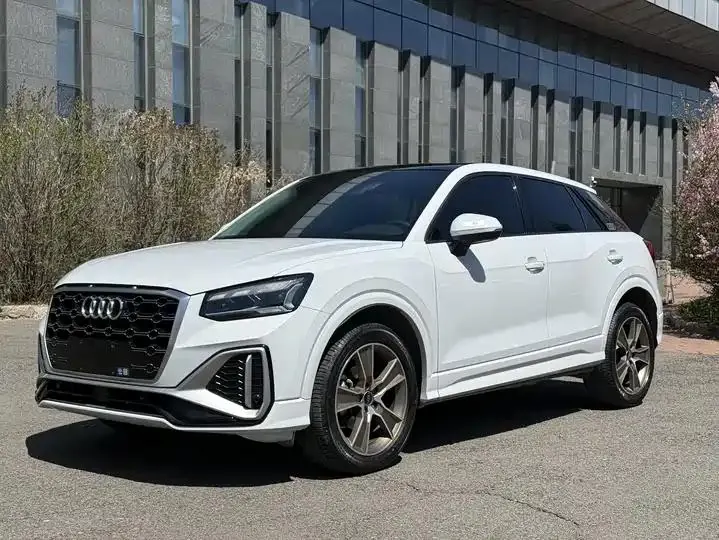 Audi Q2L 2022 model 35 TFSI Fashion Dynamic Edition - View 1