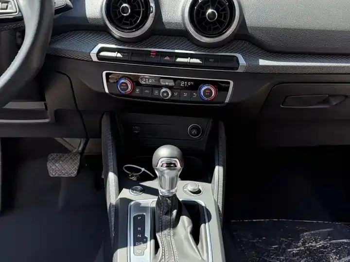 Audi Q2L 2022 model 35 TFSI Fashion Dynamic Edition 7