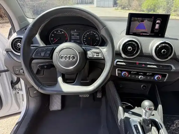 Audi Q2L 2022 model 35 TFSI Fashion Dynamic Edition 8