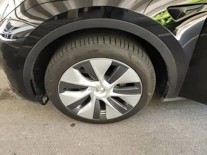 2022 Model Y Refreshed Rear-Wheel-Drive Version 23