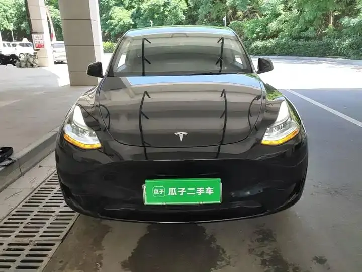2022 Model Y Refreshed Rear-Wheel-Drive Version 3