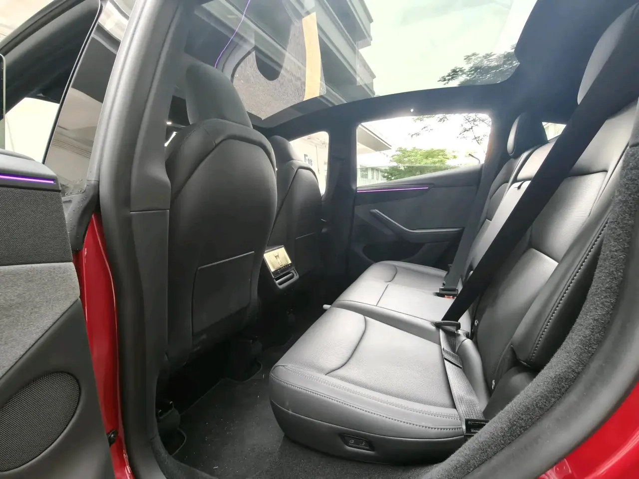 Tesla 2026 Model Y Long Range Rear-Wheel Drive (Refreshed) Automatic 9