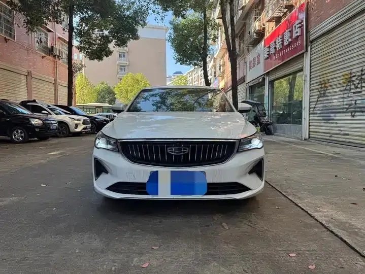Emgrand 2022 4th Generation 1.5L CVT Luxury Model 2