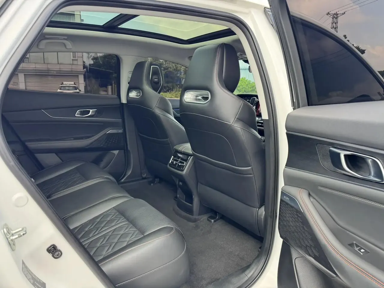 ChangAn UNI-K 2021 2.0T Honorable Model 10