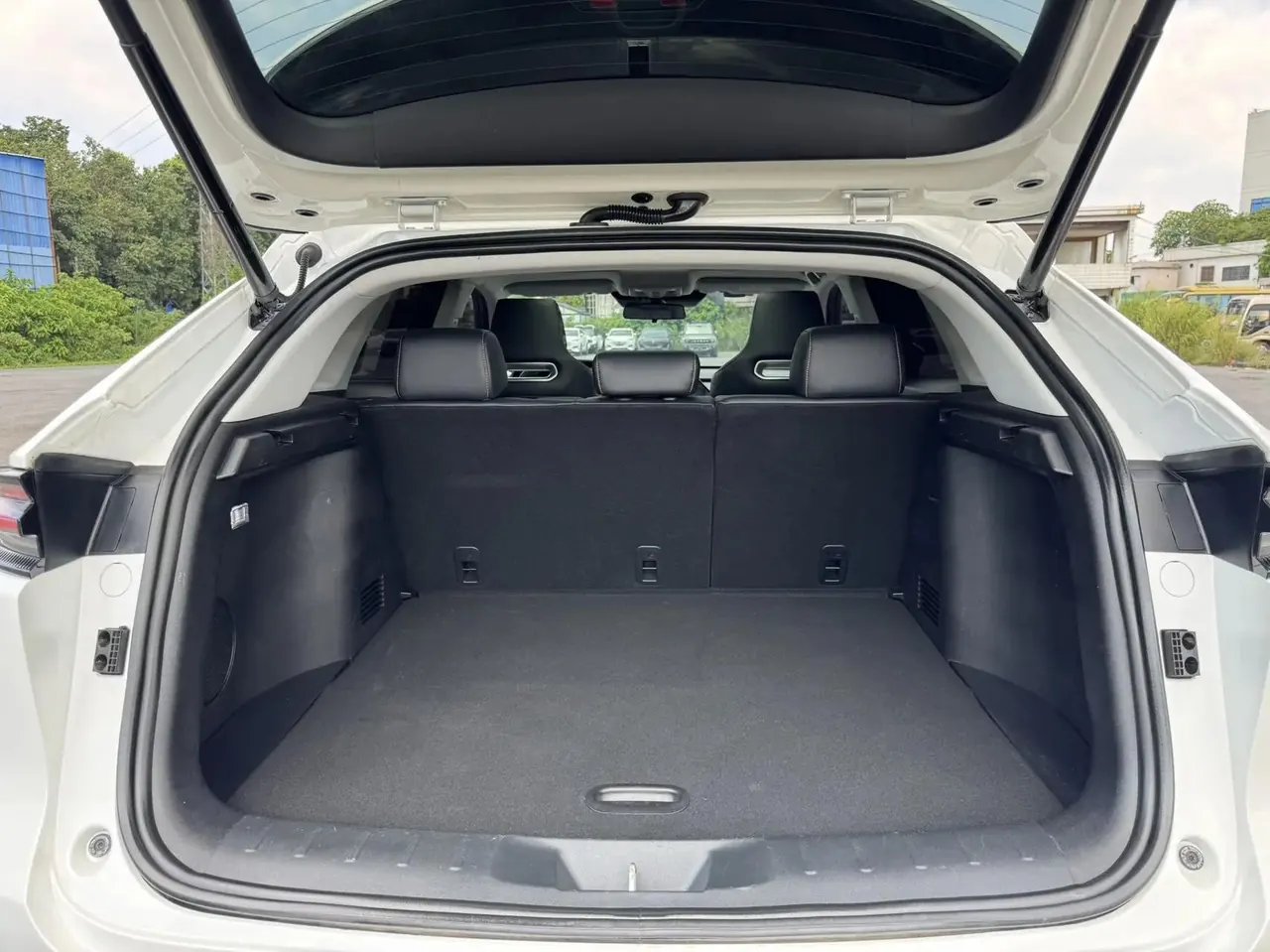 ChangAn UNI-K 2021 2.0T Honorable Model 15