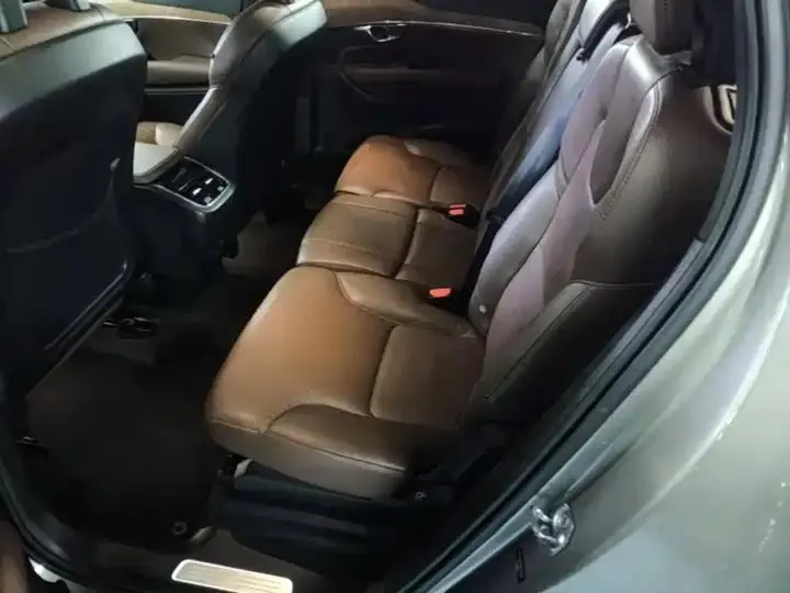 Volvo XC90 2021 B6 Zhiya Deluxe Edition 7 17