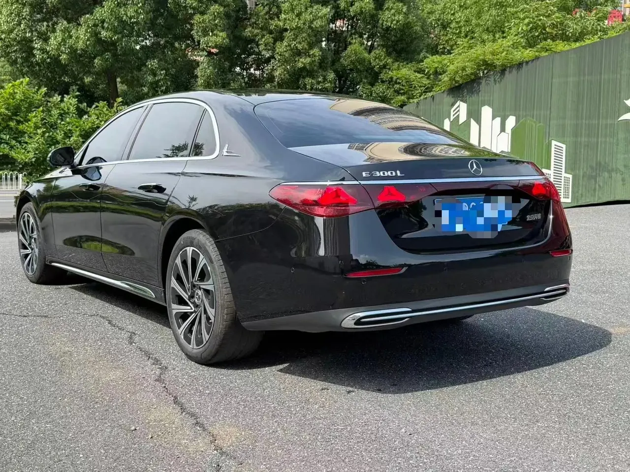 Mercedes Benz E-Class 2025 Model E 300 L 48V 2.0T Luxury Automatic 5