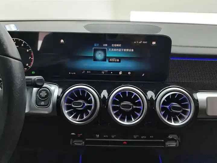 Mercedes Benz GLB 2023 GLB 220 Dynamic 13