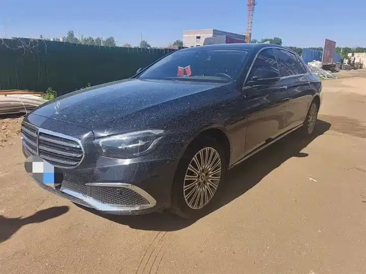 Mercedes Benz E-Class 2022 E 300 L Fashion - View 1