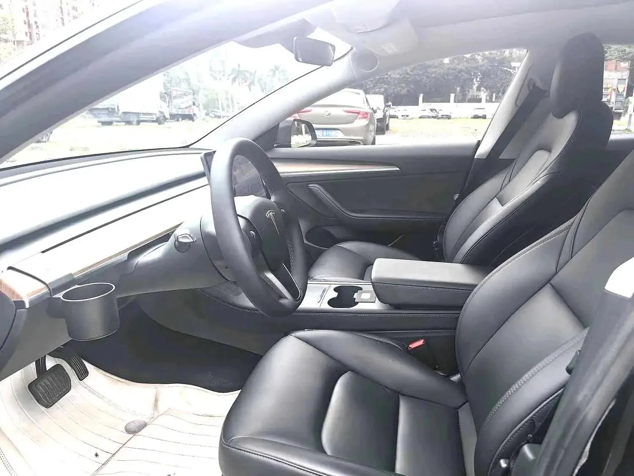 2021 Model 3 Standard Range Rear-Wheel Drive Upgrade Version 4