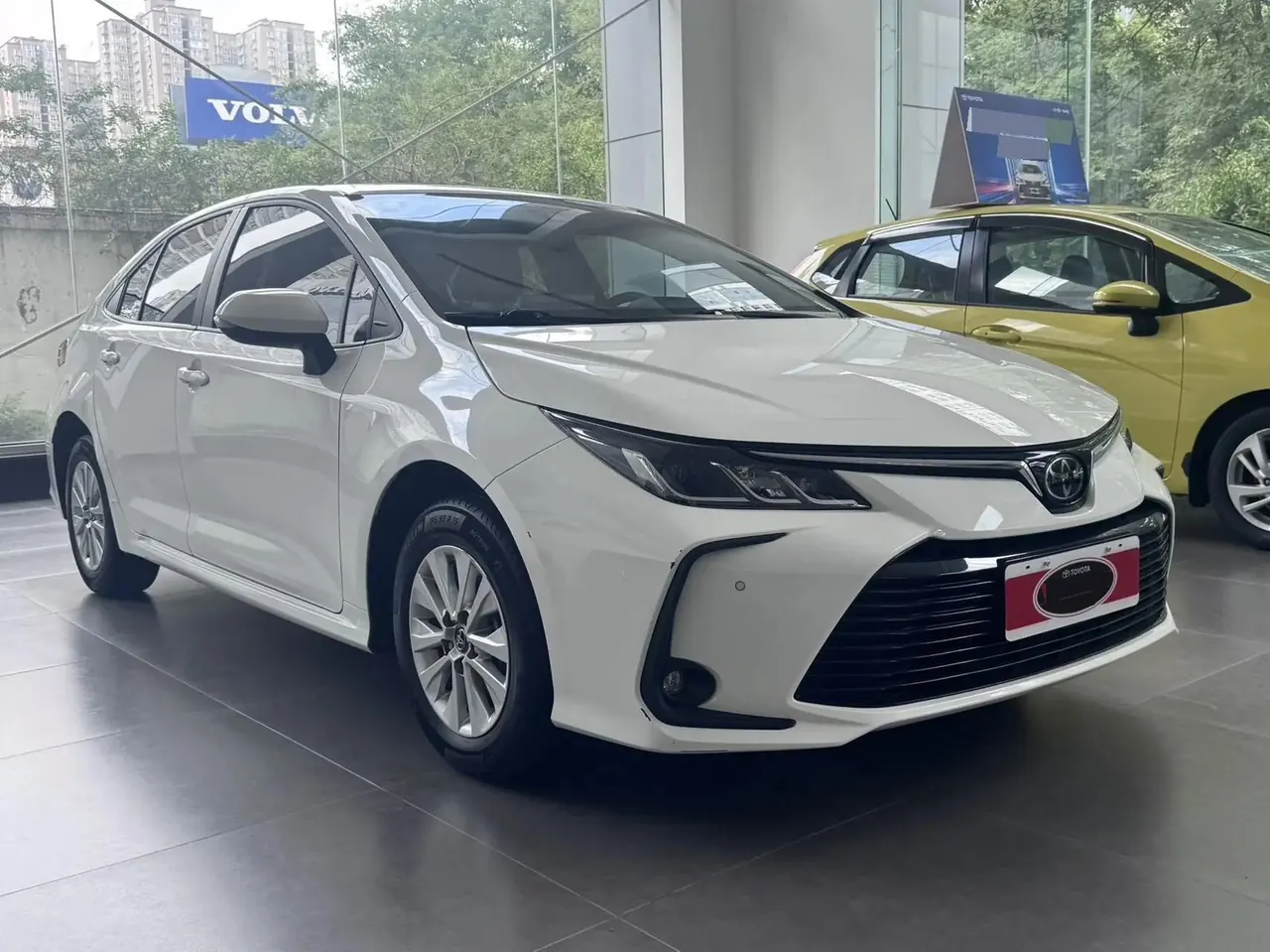 Corolla 2019 1.2T S-CVT GL-i Luxury Edition 3