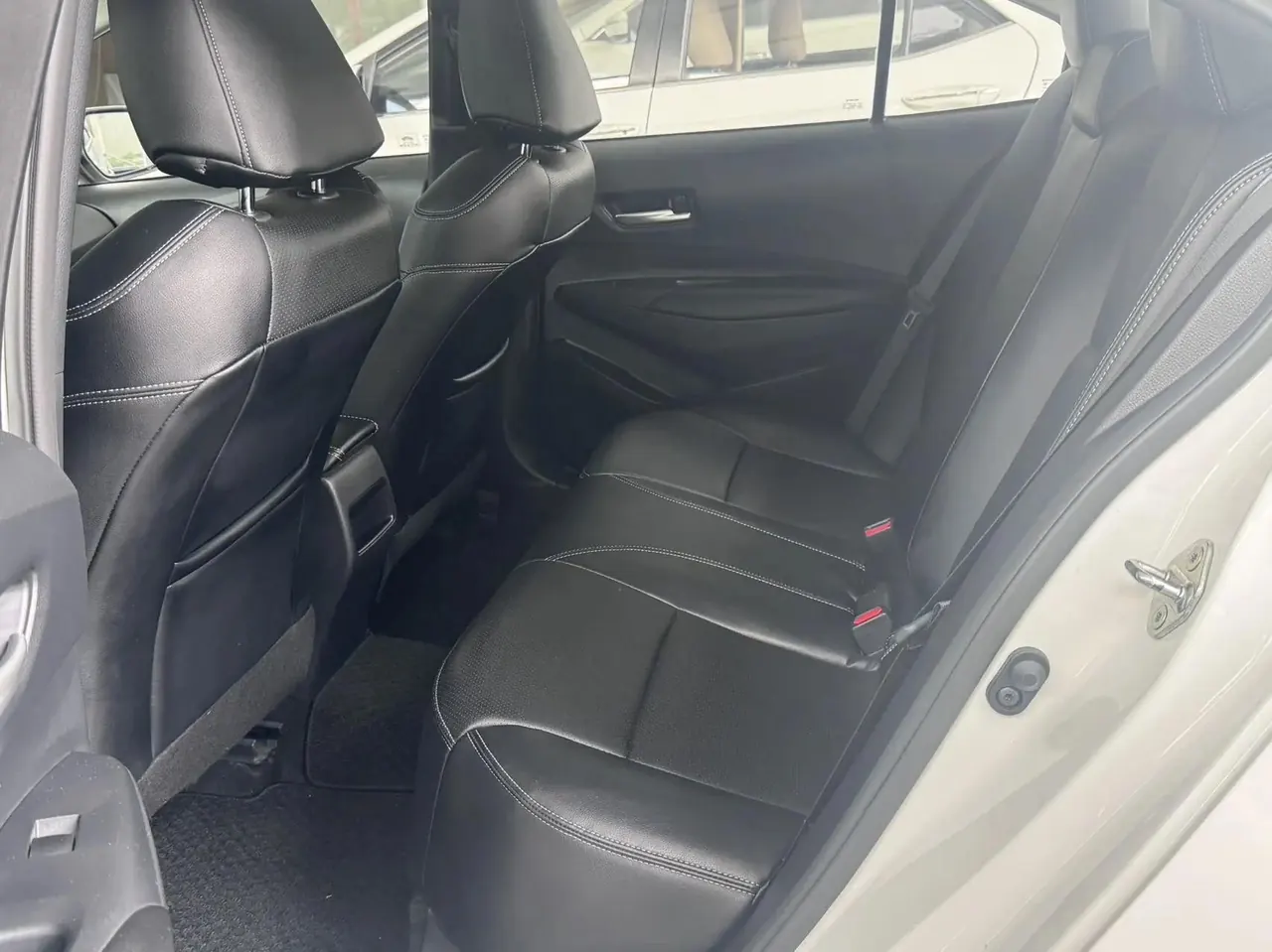 Corolla 2019 1.2T S-CVT GL-i Luxury Edition 5