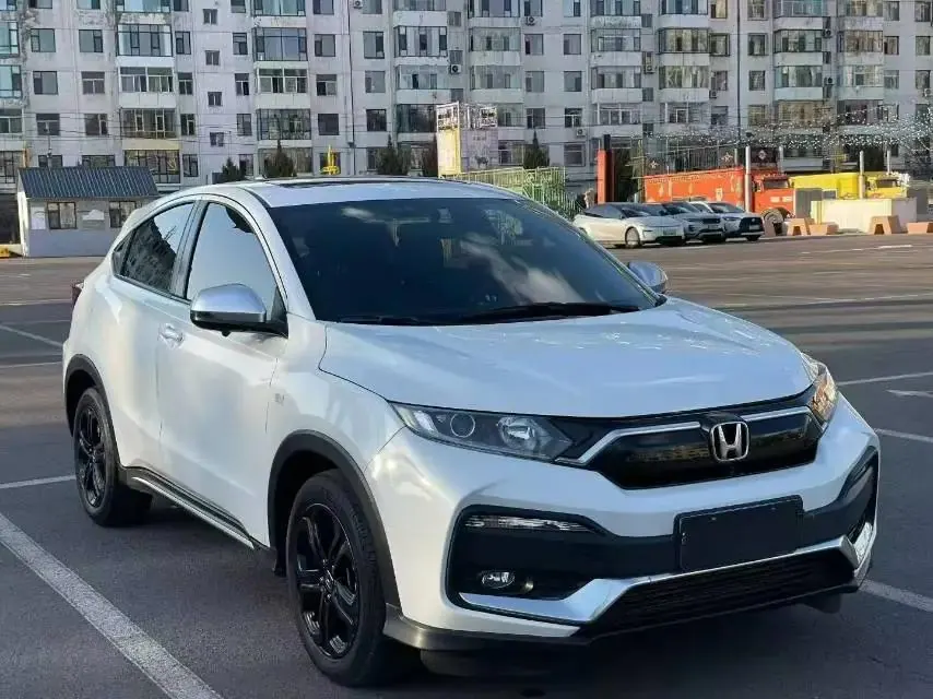 Honda XR-V 2021 220TURBO CVT Deluxe Edition 2