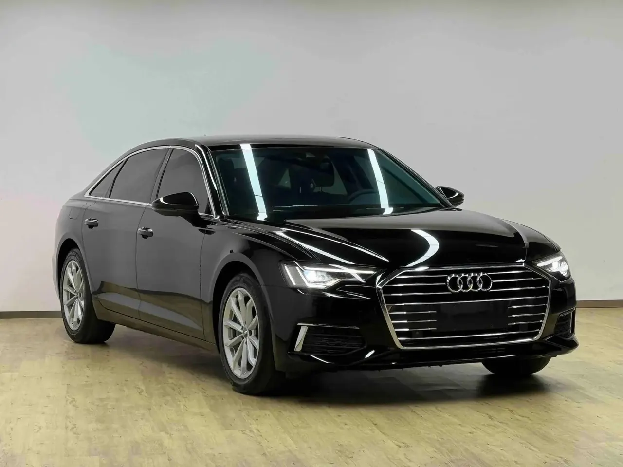 Audi A6L 2020 40 TFSI Deluxe Elegant 3