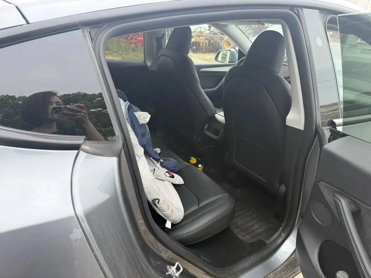 Model Y 2024 rear-wheel drive version 5