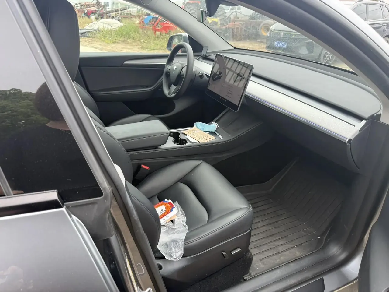 Model Y 2024 rear-wheel drive version 6