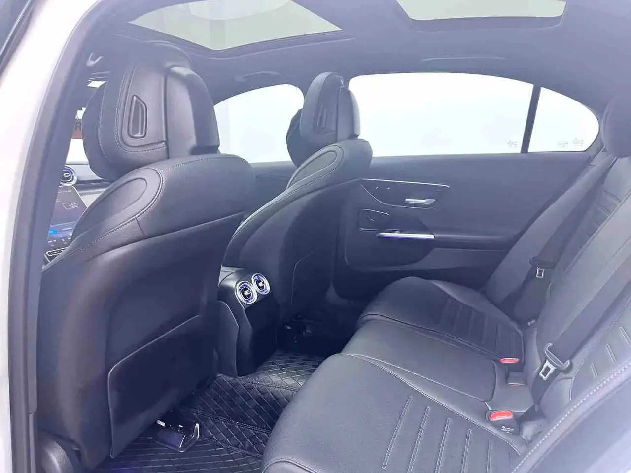 Mercedes Benz Class C 2024 C 260 L 48V 1.5T Sports Edition (Modified 3) Automatic Gear 6