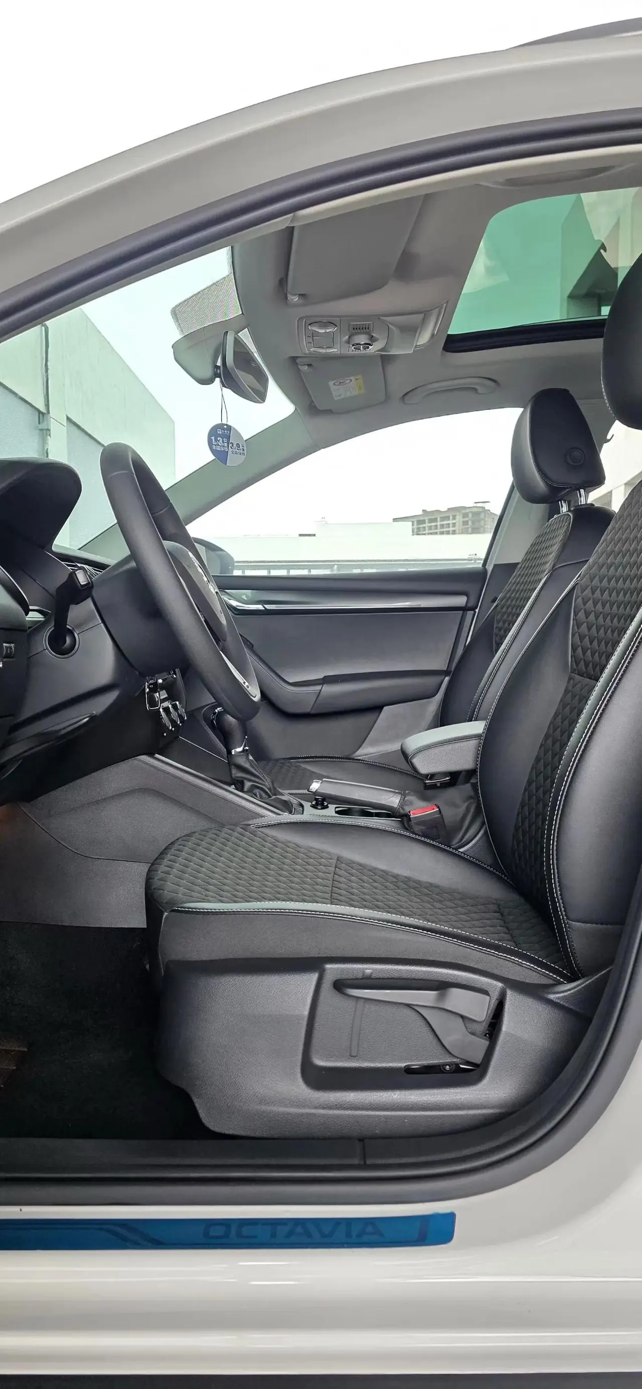 Ming Rui 2019 Station Wagon TSI230 DSG Deluxe Edition National V 8