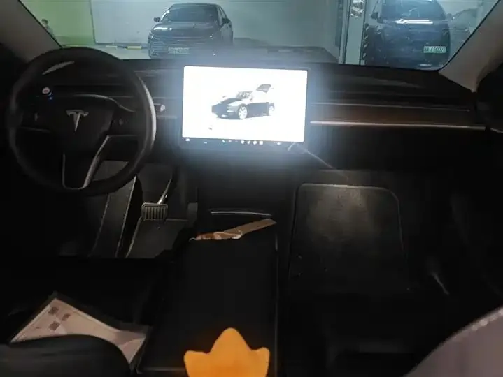 2022 Model Y Refreshed Rear-Wheel-Drive Version 12