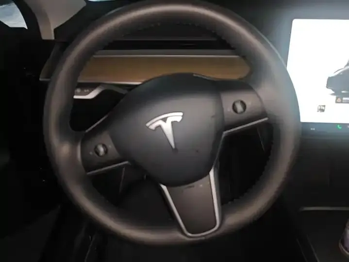 2022 Model Y Refreshed Rear-Wheel-Drive Version 15