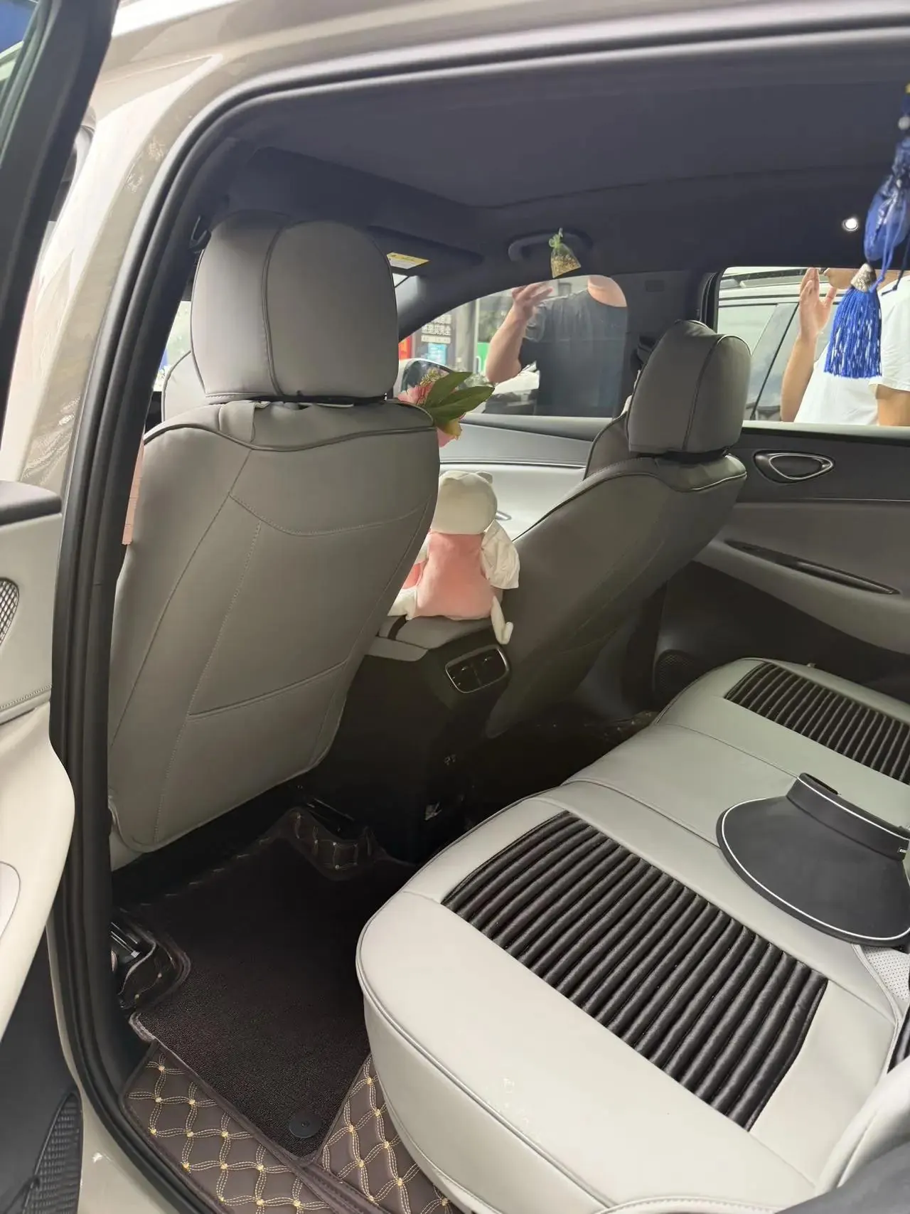 BYD 2026 Sea Lion 06 DM-i 1.5 Stepless 205 Pilot Pro Edition Automatic Gear 4