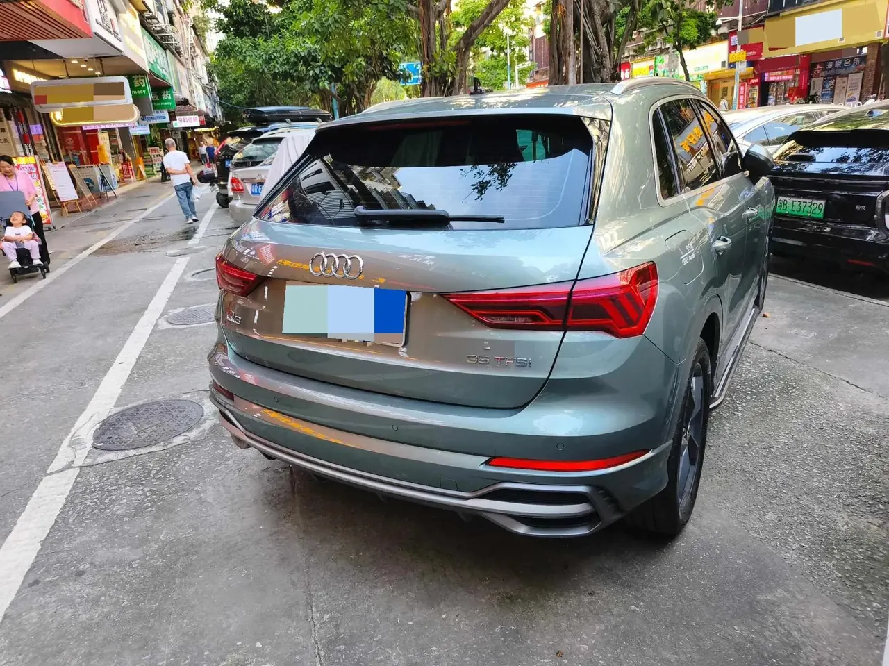 Audi Q3 2021 35 TFSI Enjoys Life Edition 4