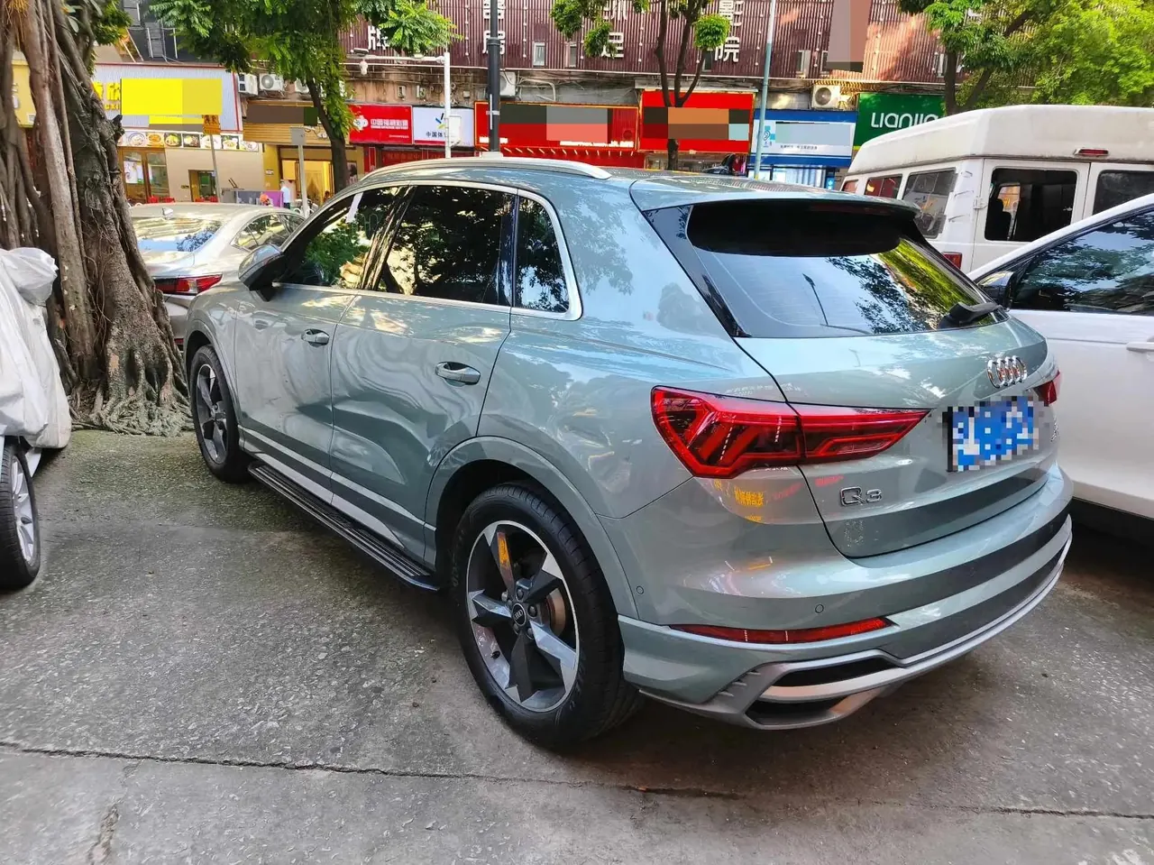 Audi Q3 2021 35 TFSI Enjoys Life Edition 5